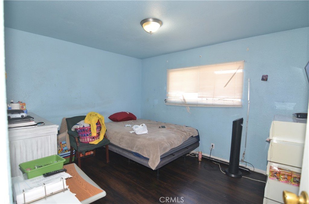 210 W 89th Los Angeles CA 90003 12 210 W 89th Los Angeles CA 90003
