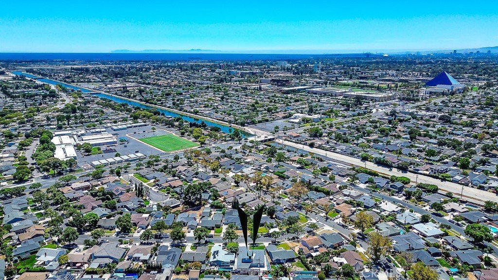 1876 Petaluma Avenue Long Beach CA 90815 36 1876 Petaluma Avenue Long Beach CA 90815