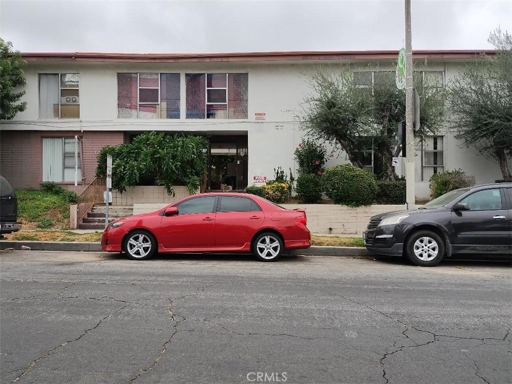 13050 Dronfield 16 Sylmar CA 91342 28 13050 Dronfield 16 Sylmar CA 91342