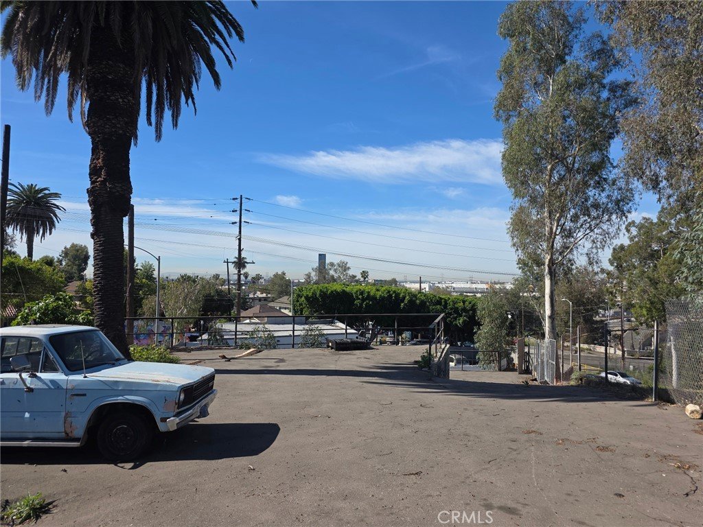 1203 E Cesar E Chavez Los Angeles CA 90033 8 1203 E Cesar E Chavez Los Angeles CA 90033