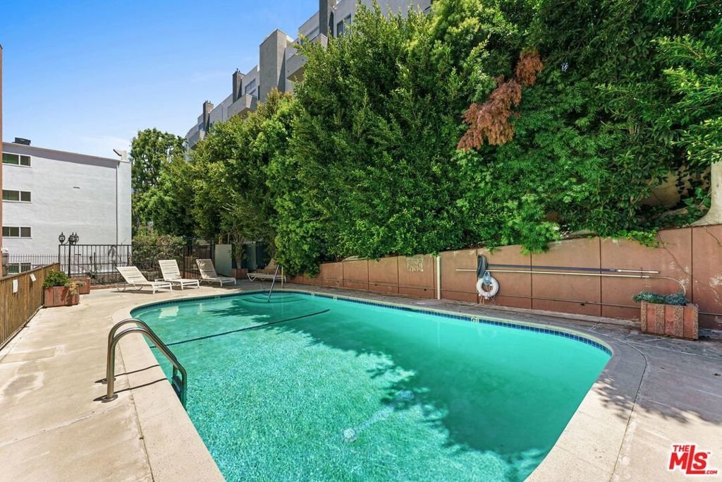 540 Kelton Avenue 501 Los Angeles CA 90024 17 540 Kelton Avenue 501 Los Angeles CA 90024