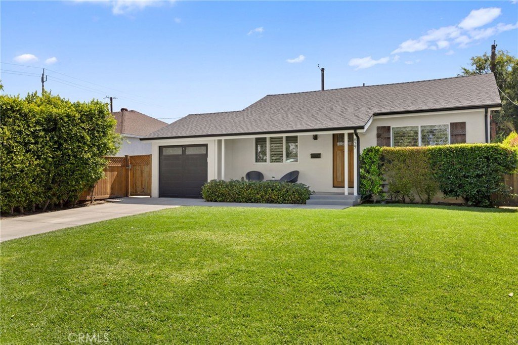 827 N Lamer Burbank CA 91506 40 827 N Lamer Burbank CA 91506