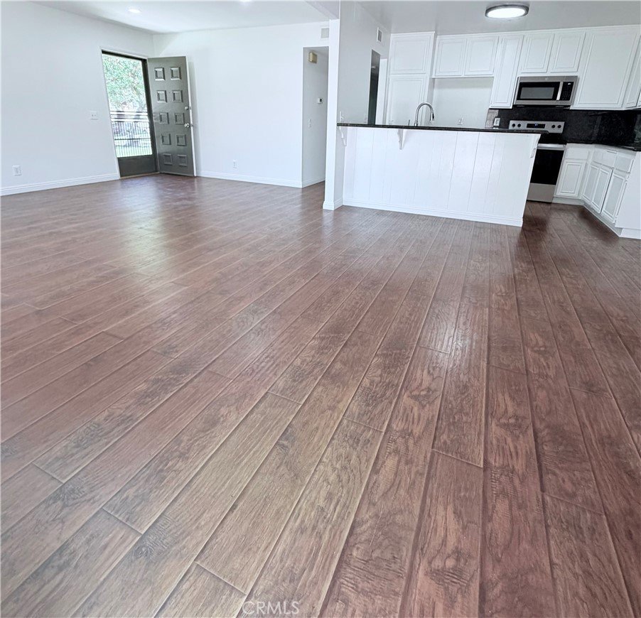 16144 Crystal Creek Cerritos CA 90703 18 16144 Crystal Creek Cerritos CA 90703