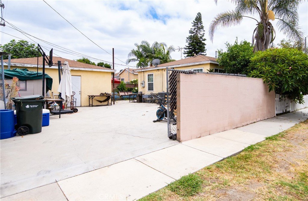 4001 E Imperial Lynwood CA 90262 22 4001 E Imperial Lynwood CA 90262