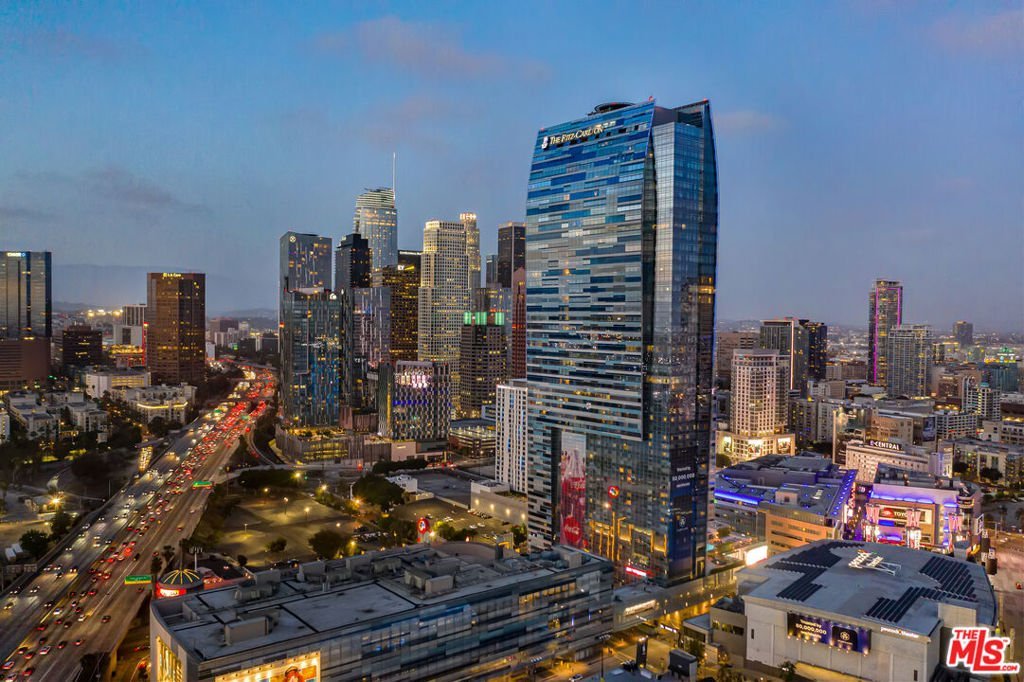 900 W Olympic Boulevard 29H Los Angeles CA 90015 15 900 W Olympic Boulevard 29H Los Angeles CA 90015