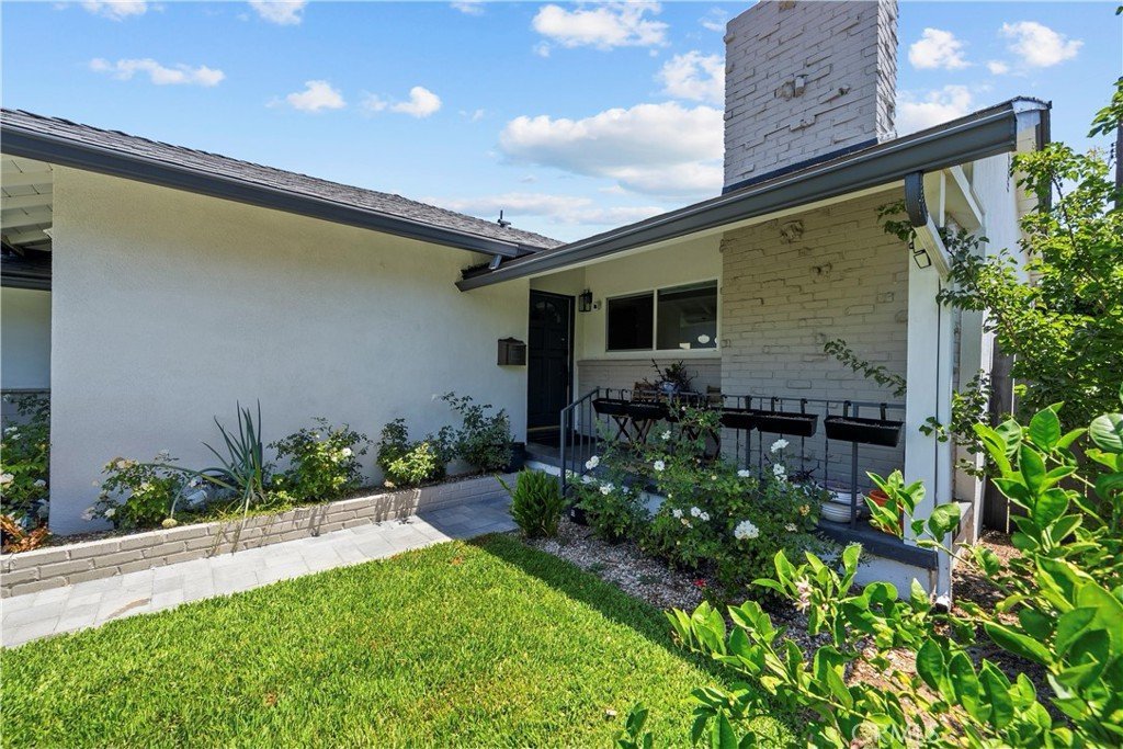 6946 Alcove North Hollywood CA 91605 26 6946 Alcove North Hollywood CA 91605
