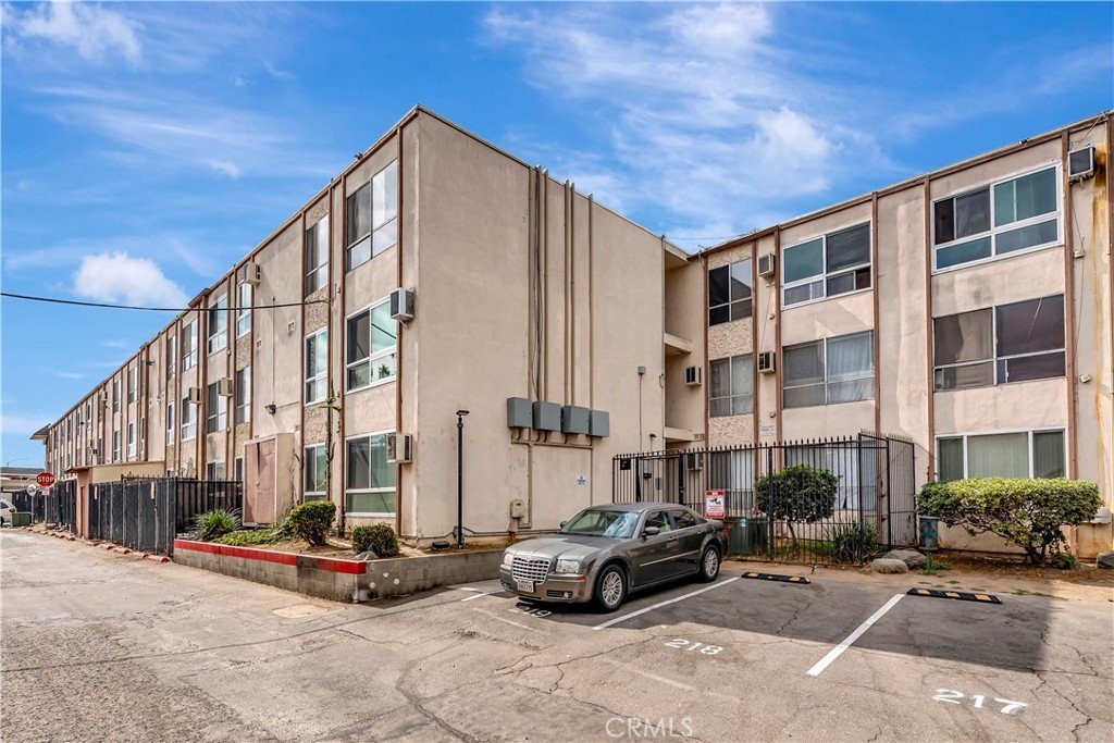 5585 E Pacific Coast HWY 342 Long Beach CA 90804 29 5585 E Pacific Coast HWY 342 Long Beach CA 90804
