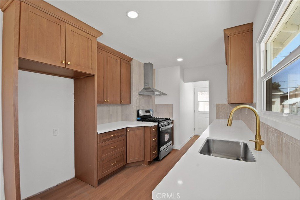 4943 Palo Verde Avenue Lakewood CA 90713 17 4943 Palo Verde Avenue Lakewood CA 90713