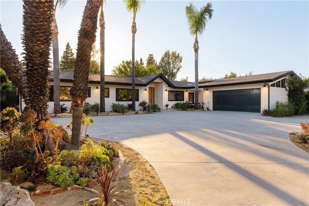 5313 Crebs Avenue Tarzana CA 91356 50 5313 Crebs Avenue Tarzana CA 91356