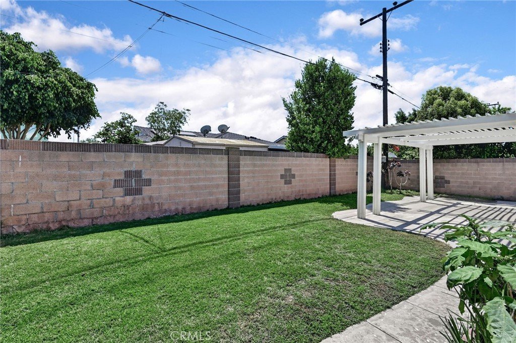 17524 Thornlake Ave Artesia CA 90701 13 17524 Thornlake Ave Artesia CA 90701