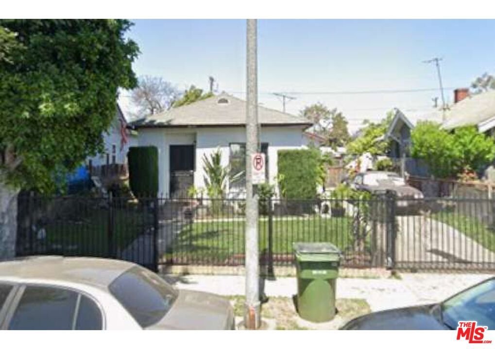 1359 E 56th Street Los Angeles CA 90011 1 1359 E 56th Street Los Angeles CA 90011