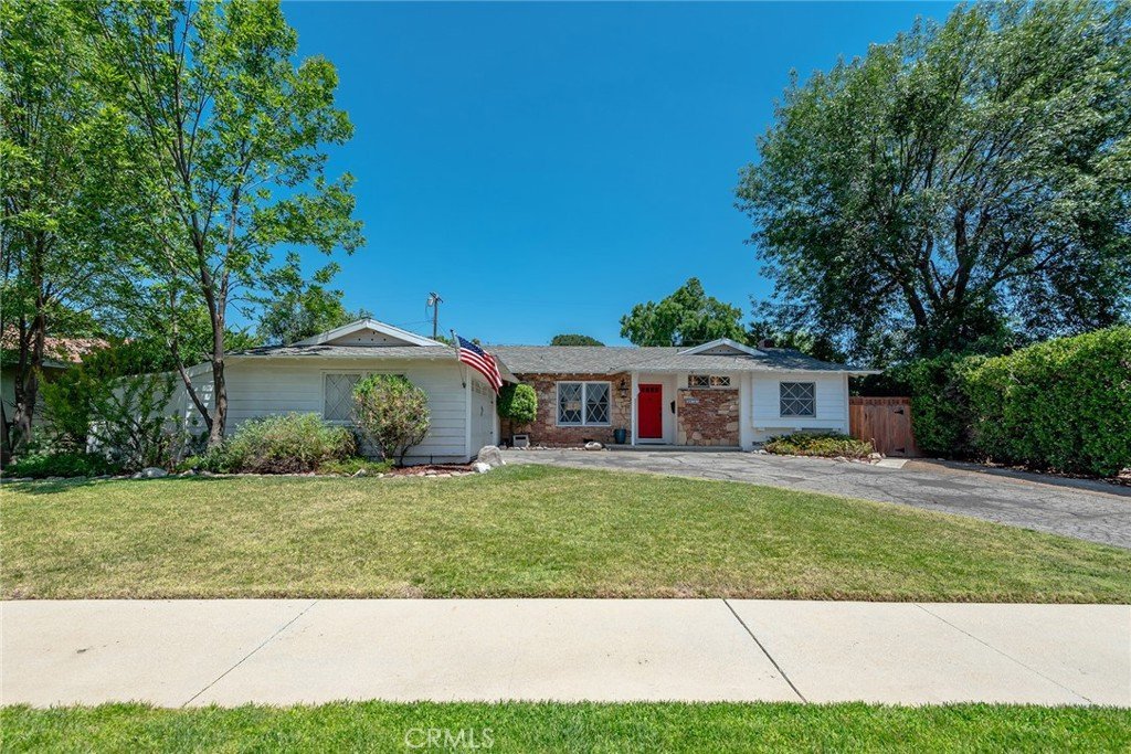 20727 Germain Chatsworth CA 91311 23 20727 Germain Chatsworth CA 91311