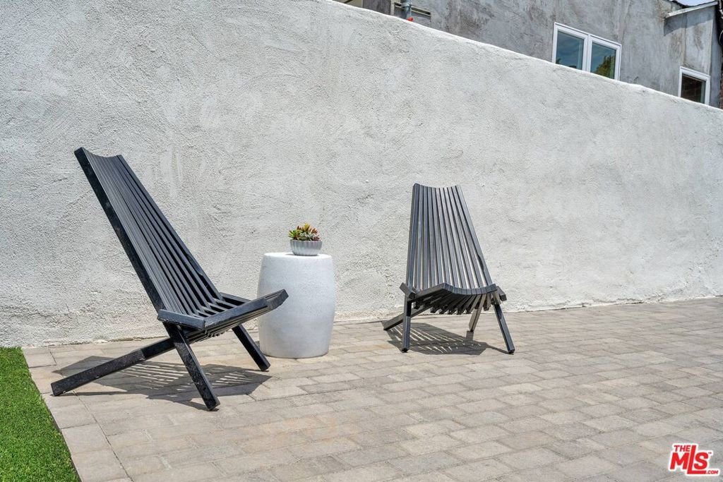 2015 Malcolm Avenue Los Angeles CA 90025 35 2015 Malcolm Avenue Los Angeles CA 90025