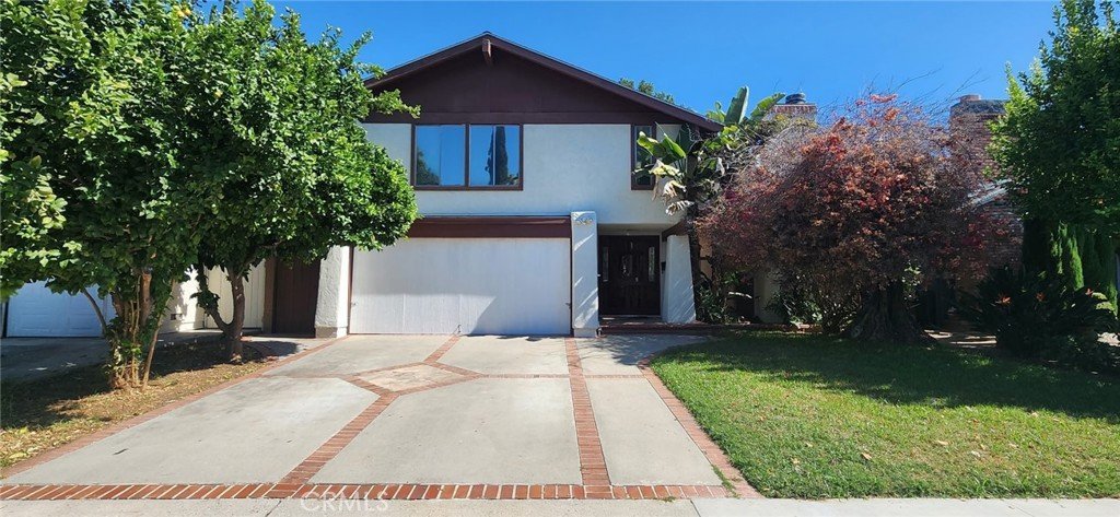 19957 Lorne Winnetka CA 91306 12 19957 Lorne Winnetka CA 91306