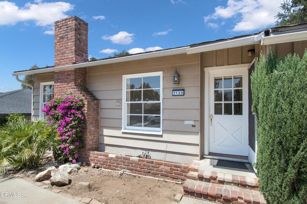 2139 N Grand Oaks Avenue Altadena CA 91001 28 2139 N Grand Oaks Avenue Altadena CA 91001
