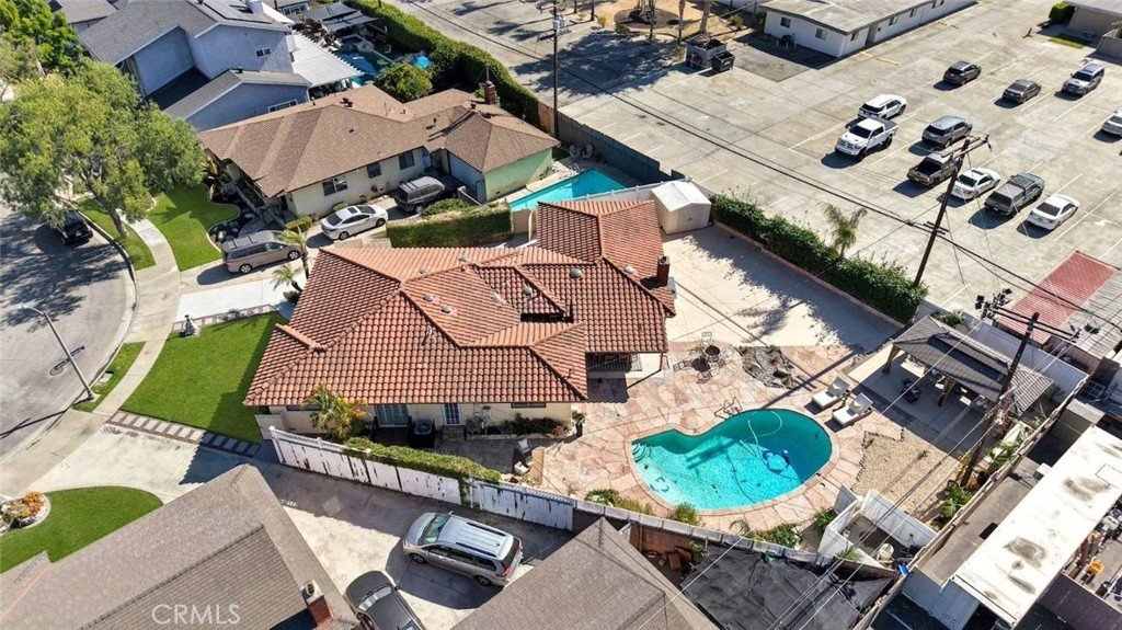 6245 Faust Lakewood CA 90713 40 6245 Faust Lakewood CA 90713