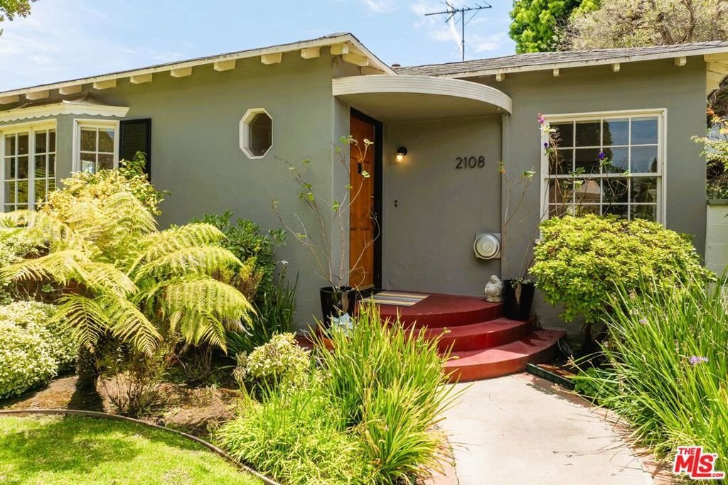 2108 Hill Street Santa Monica CA 90405 54 2108 Hill Street Santa Monica CA 90405