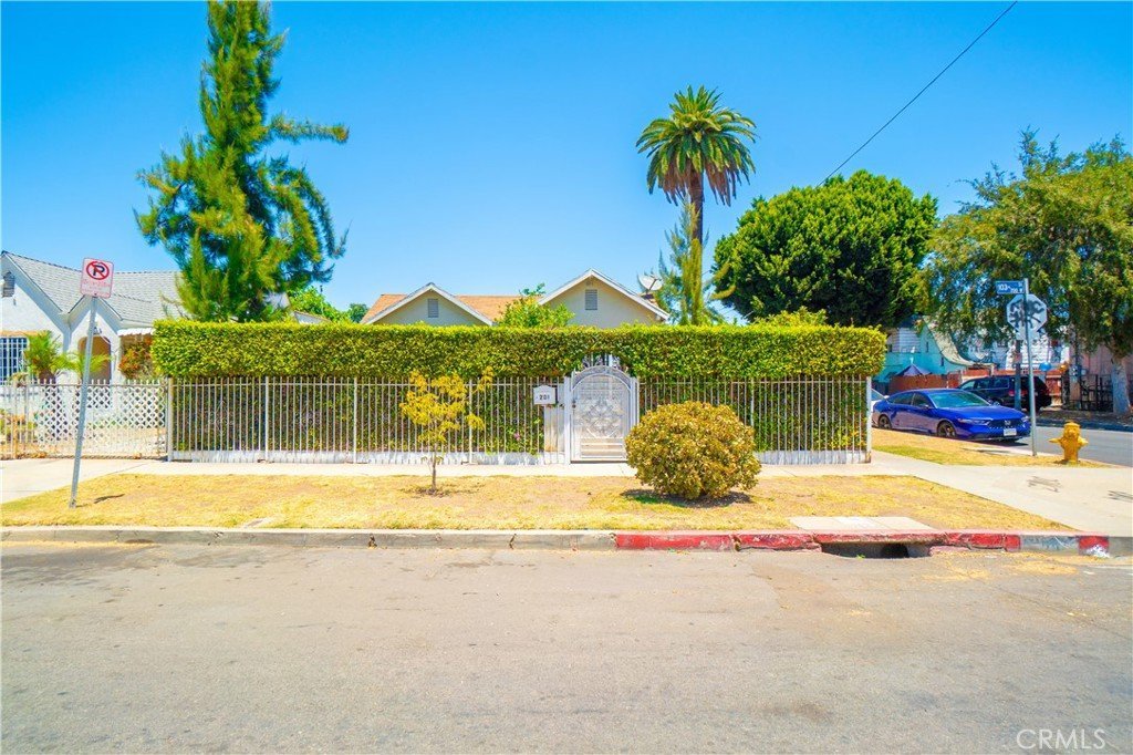 201 W 103rd Los Angeles CA 90003 34 201 W 103rd Los Angeles CA 90003