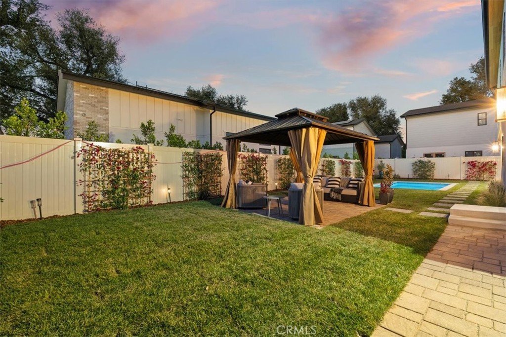 21811 San Jose Street Chatsworth CA 91311 65 21811 San Jose Street Chatsworth CA 91311