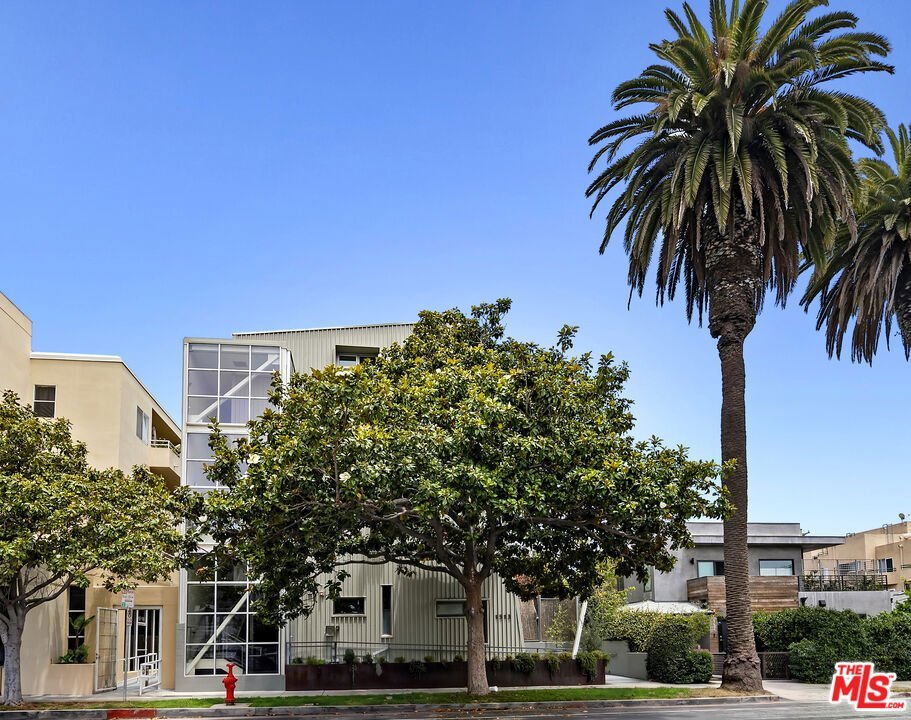 1513 9th Street 3 Santa Monica CA 90401 25 1513 9th Street 3 Santa Monica CA 90401