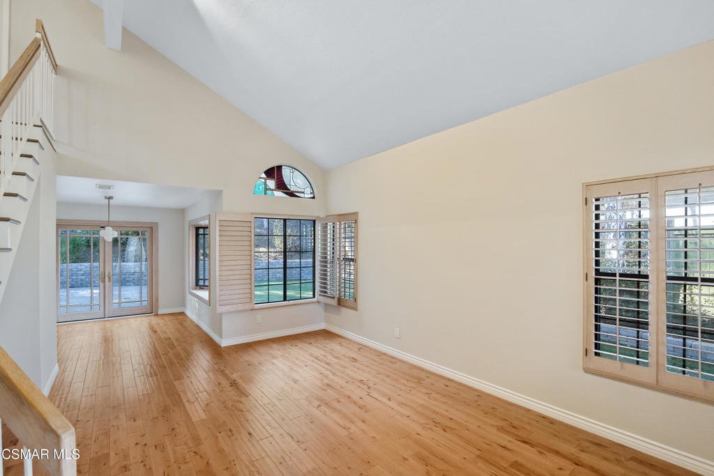 3831 Cottonwood Grove Trail Calabasas CA 91301 63 3831 Cottonwood Grove Trail Calabasas CA 91301