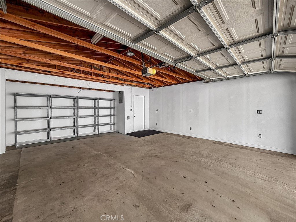 7656 Lasaine Northridge CA 91325 26 7656 Lasaine Northridge CA 91325