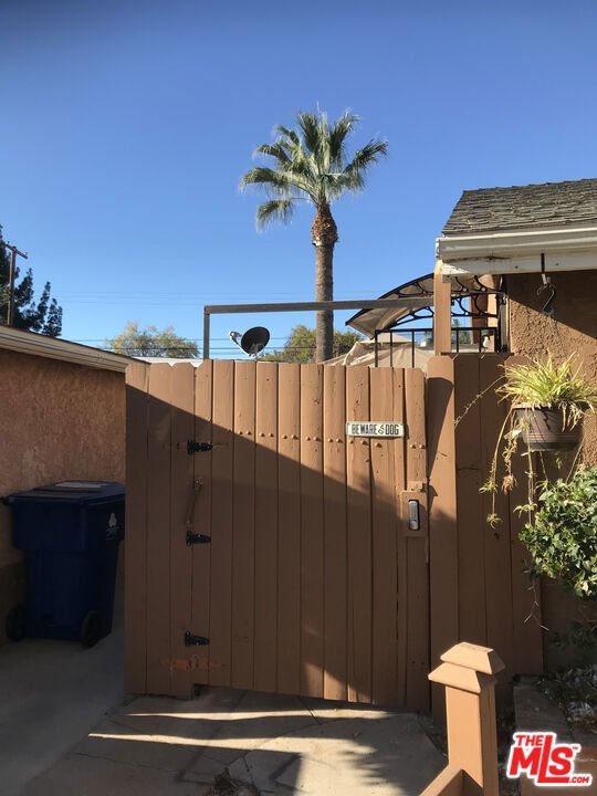 8731 Colbath Avenue Los Angeles CA 91402 34 8731 Colbath Avenue Los Angeles CA 91402