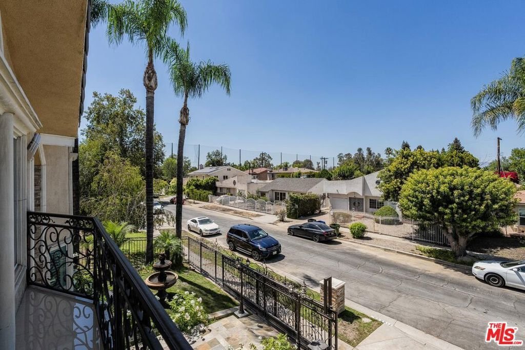 18248 Rosita Street Los Angeles CA 91356 35 18248 Rosita Street Los Angeles CA 91356