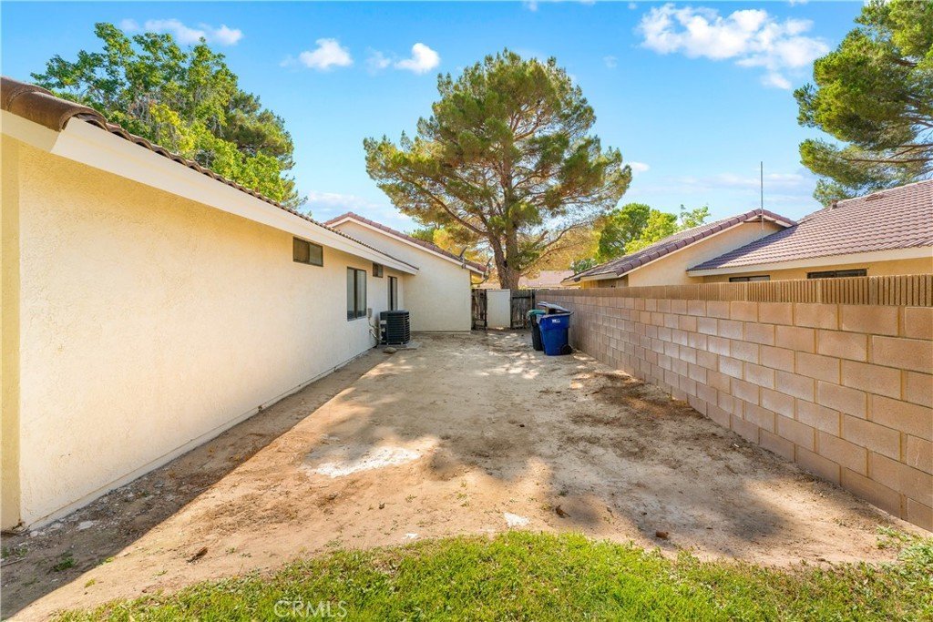 43552 Yew Street Lancaster CA 93536 37 43552 Yew Street Lancaster CA 93536