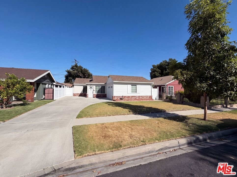 11844 Graystone Avenue Norwalk CA 90650 26 11844 Graystone Avenue Norwalk CA 90650