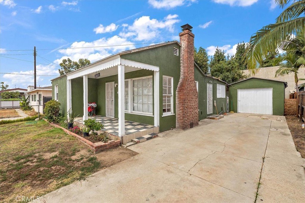 3025 Burton Rosemead CA 91770 28 3025 Burton Rosemead CA 91770