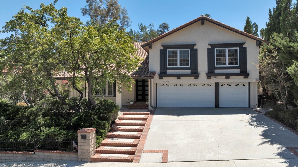 19208 Vista Grande Northridge CA 91326 19 19208 Vista Grande Northridge CA 91326