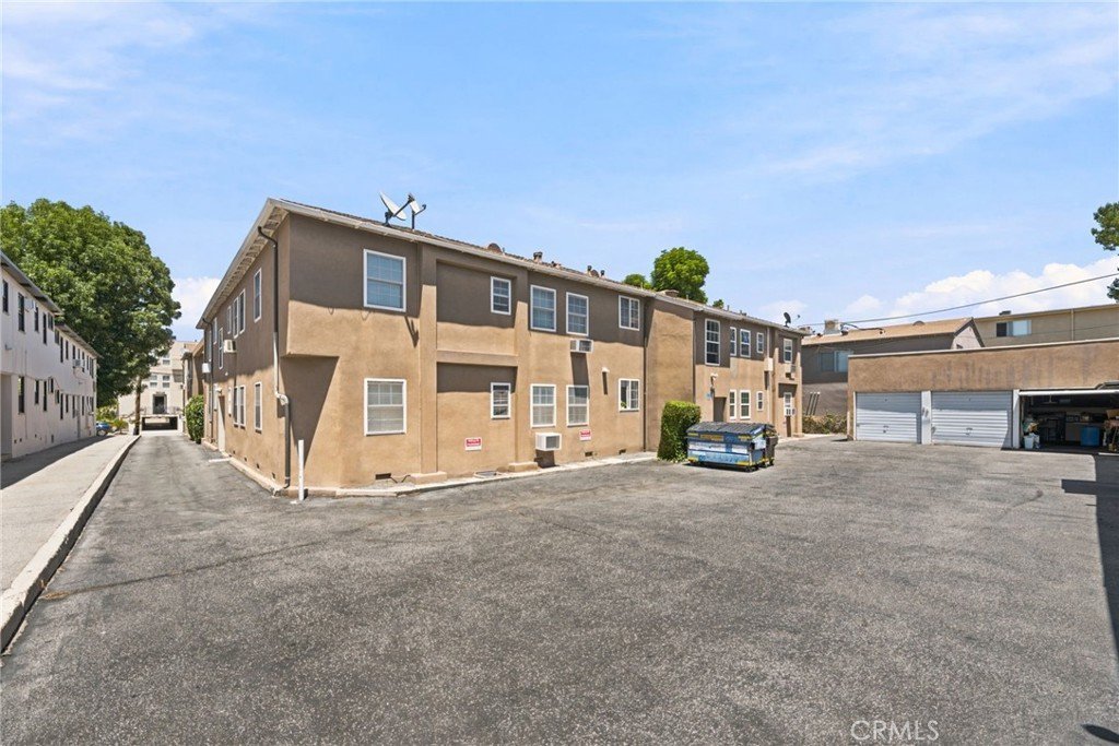 15034 Dickens Los Angeles CA 91403 21 15034 Dickens Los Angeles CA 91403