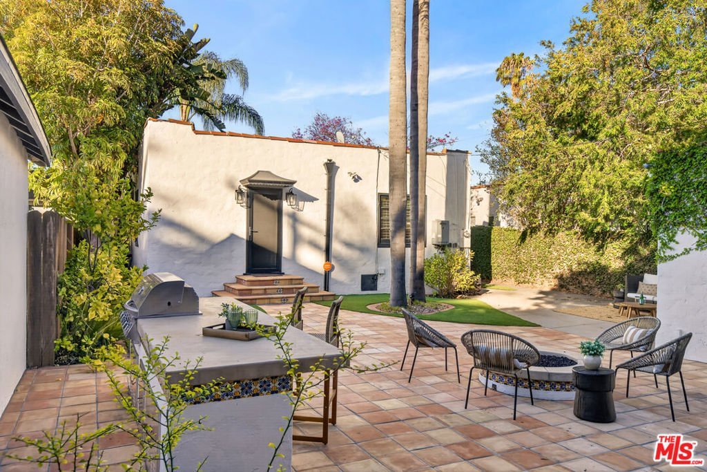 2321 Manning Avenue Los Angeles CA 90064 35 2321 Manning Avenue Los Angeles CA 90064