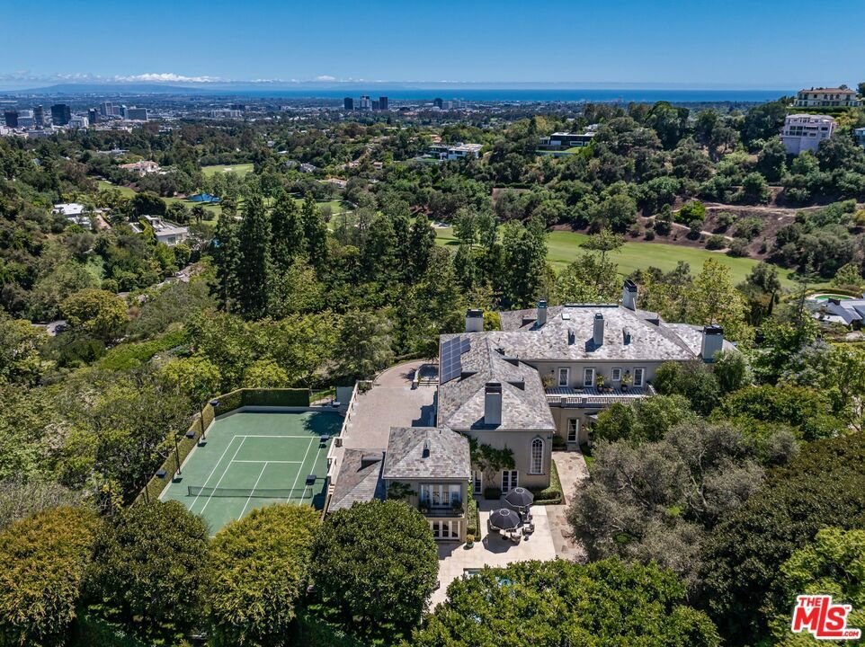 10911 Chalon Road Los Angeles CA 90077 44 10911 Chalon Road Los Angeles CA 90077