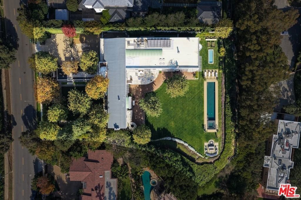 652 Chautauqua Boulevard Pacific Palisades CA 90272 26 652 Chautauqua Boulevard Pacific Palisades CA 90272