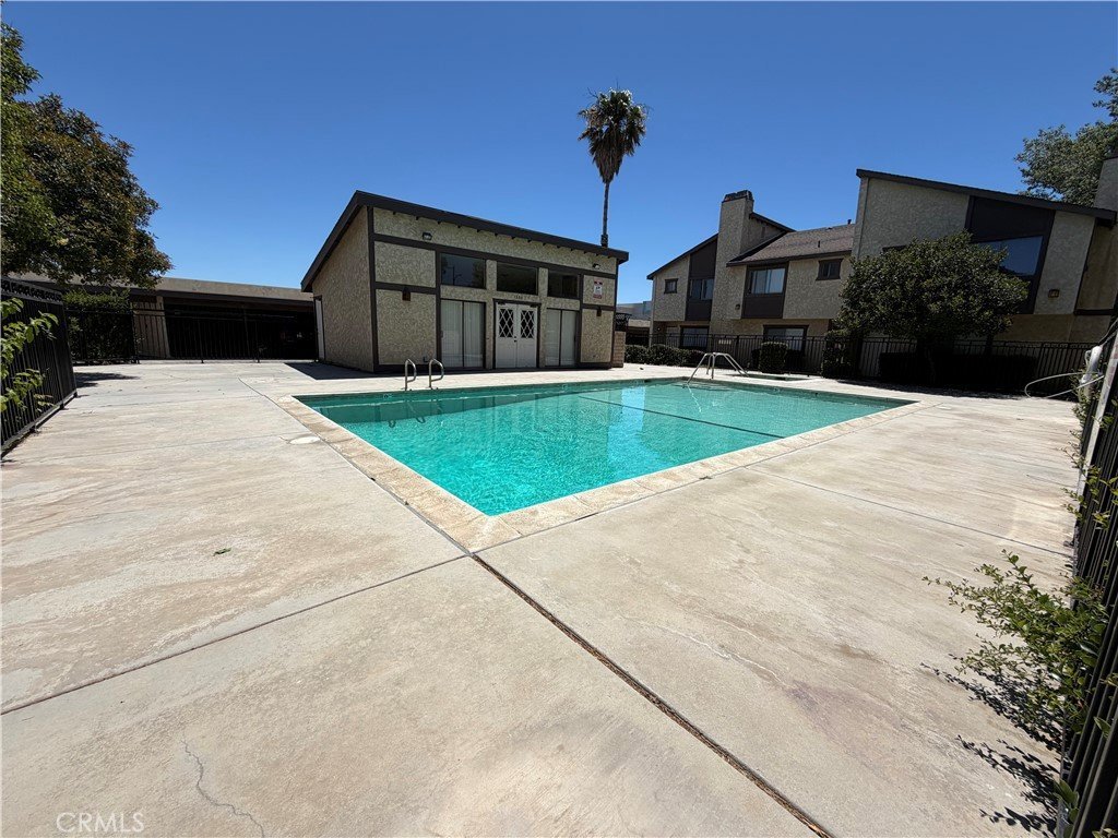 1322 W Avenue J4 Lancaster CA 93534 12 1322 W Avenue J4 Lancaster CA 93534