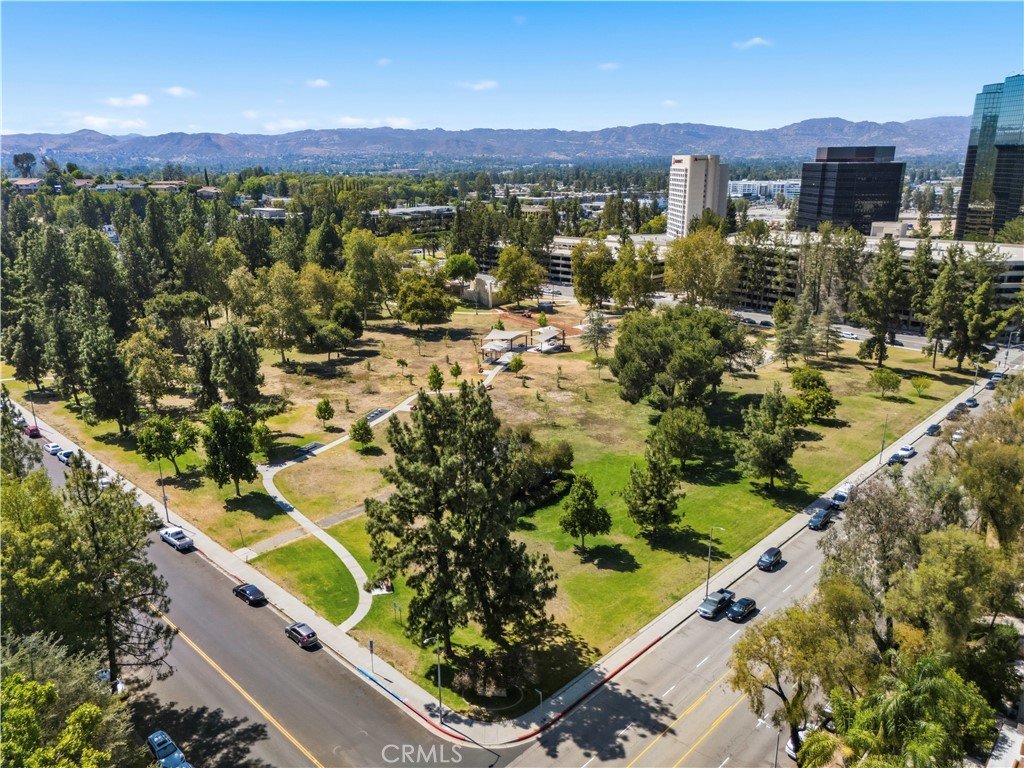 5800 Owensmouth Avenue 14 Woodland Hills CA 91367 29 5800 Owensmouth Avenue 14 Woodland Hills CA 91367