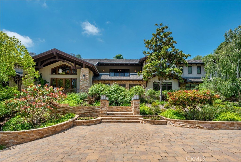 5824 JED SMITH Road Hidden Hills CA 91302 50 5824 JED SMITH Road Hidden Hills CA 91302