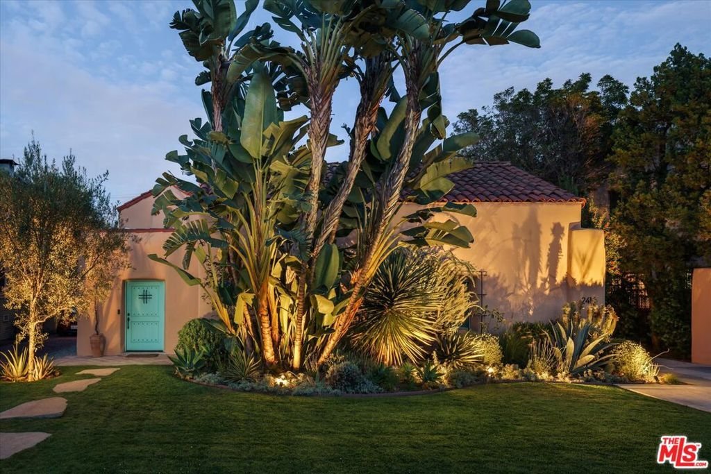 2414 4th Avenue Los Angeles CA 90018 39 2414 4th Avenue Los Angeles CA 90018