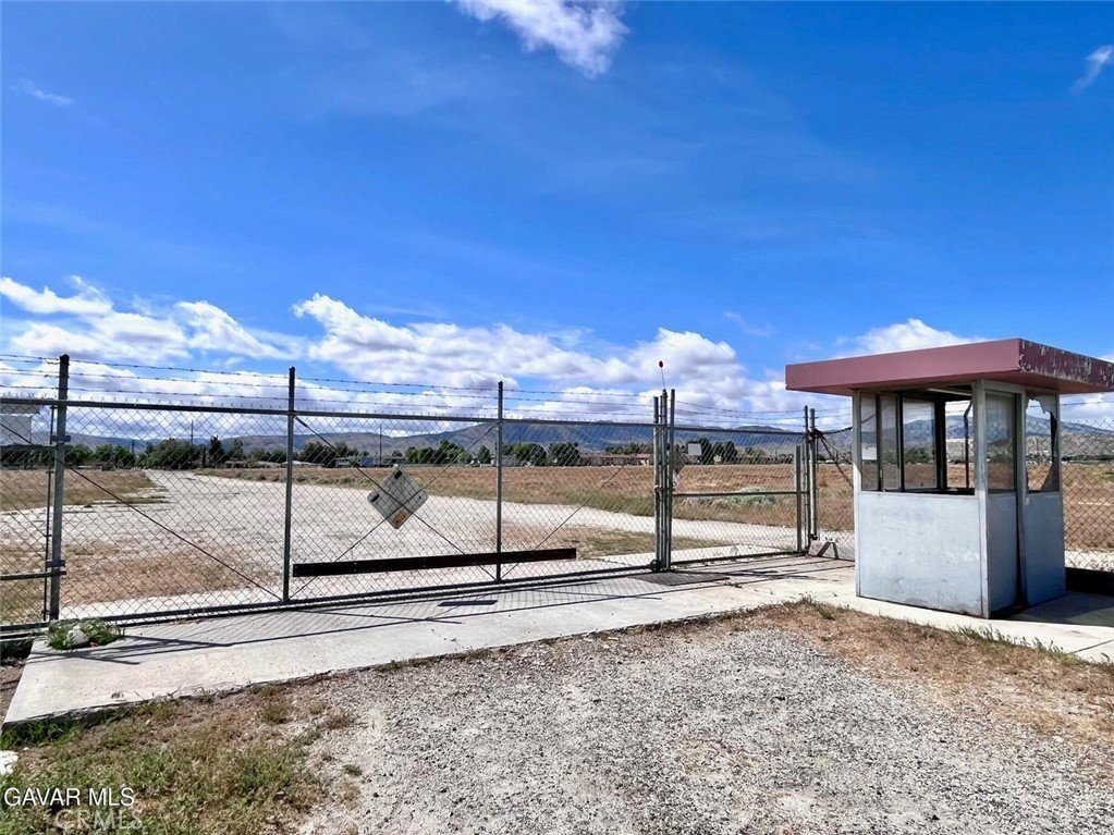 38960 12th St East E Palmdale CA 93550 29 38960 12th St East E Palmdale CA 93550