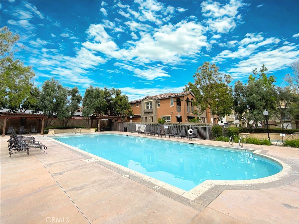 744 W 1st Street Claremont CA 91711 1 744 W 1st Street Claremont CA 91711