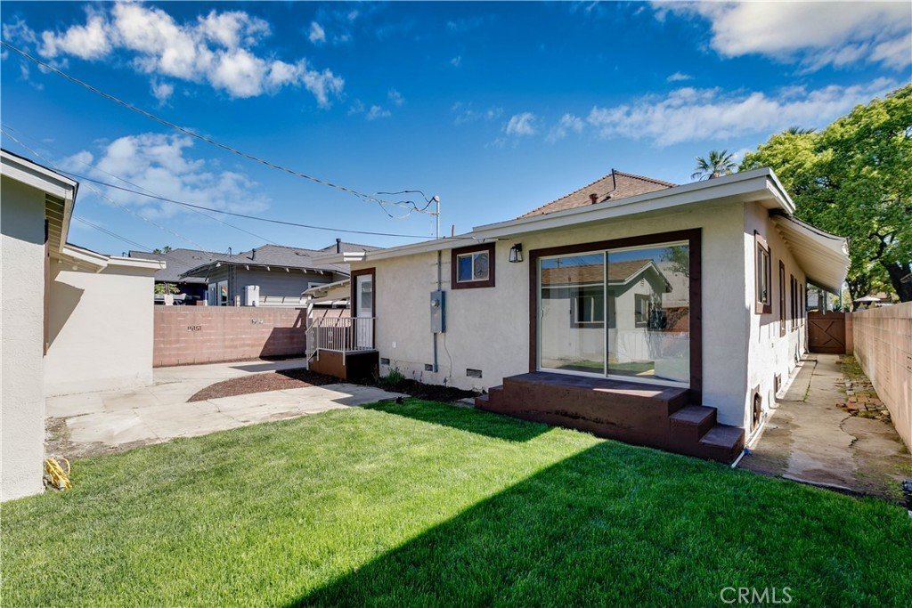 2947 S Hobart Los Angeles CA 90018 53 2947 S Hobart Los Angeles CA 90018
