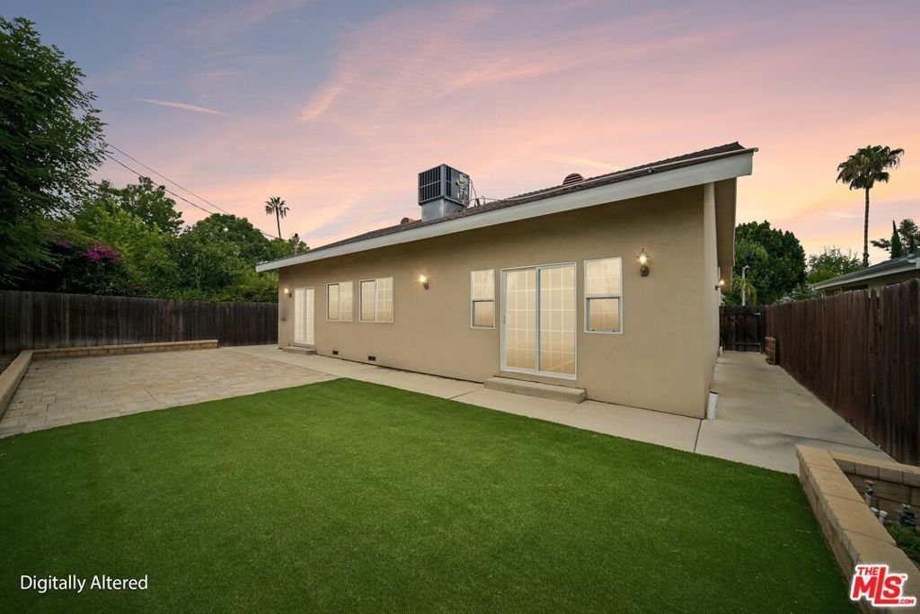 17550 Collins Street Encino CA 91316 44 17550 Collins Street Encino CA 91316