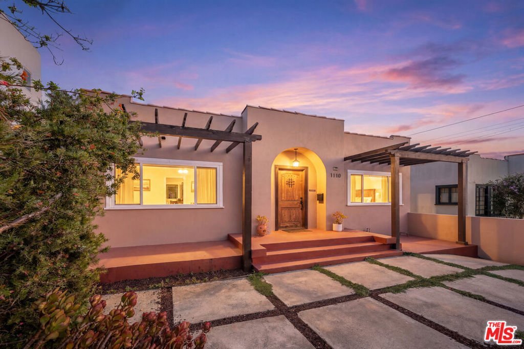 1110 Queen Anne Place Los Angeles CA 90019 29 1110 Queen Anne Place Los Angeles CA 90019