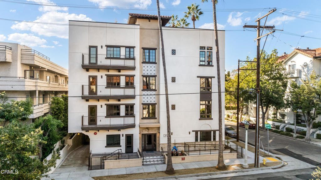 139 S Oak Knoll Avenue 103 Pasadena CA 91101 24 139 S Oak Knoll Avenue 103 Pasadena CA 91101