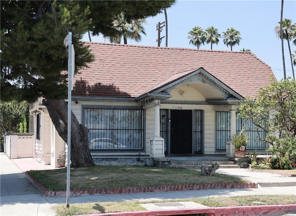 4131 S Hobart Los Angeles CA 90062 24 4131 S Hobart Los Angeles CA 90062