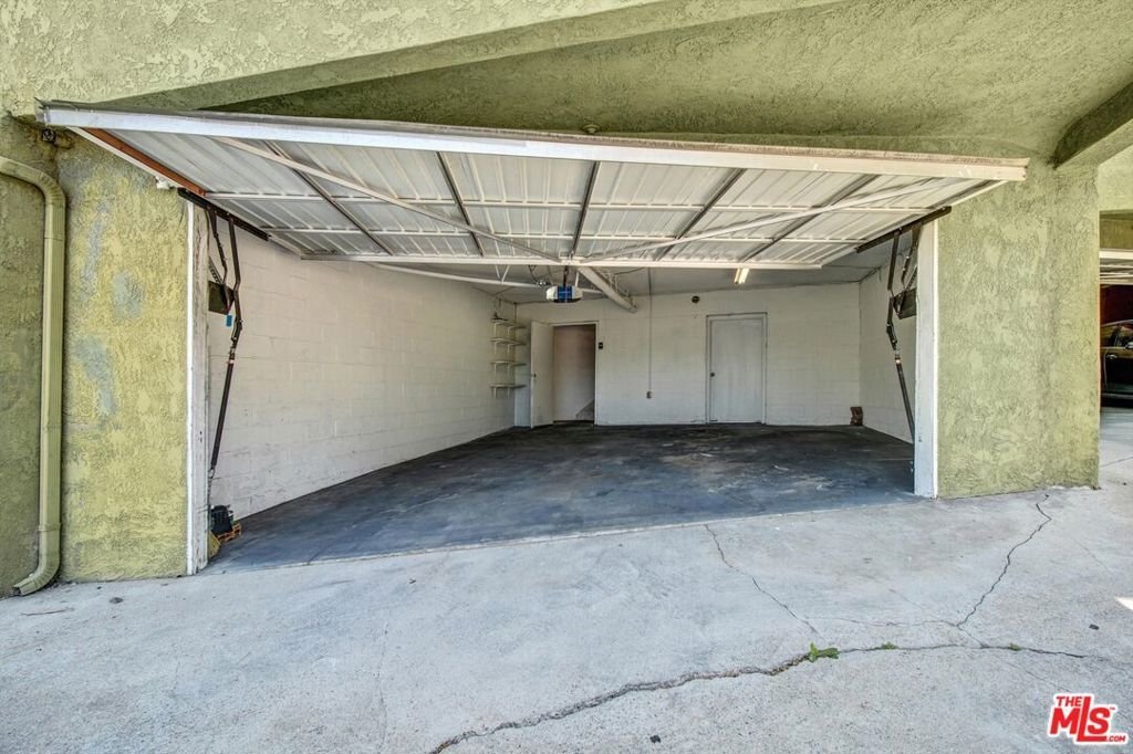 1766 Griffith Park Boulevard 1 Los Angeles CA 90026 26 1766 Griffith Park Boulevard 1 Los Angeles CA 90026