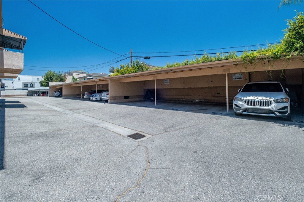 5232 Corteen 10 Valley Village CA 91607 23 5232 Corteen 10 Valley Village CA 91607