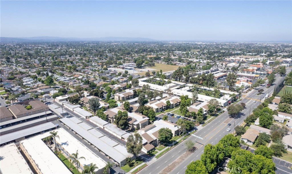 1130 E Alosta B102 Azusa CA 91702 27 1130 E Alosta B102 Azusa CA 91702